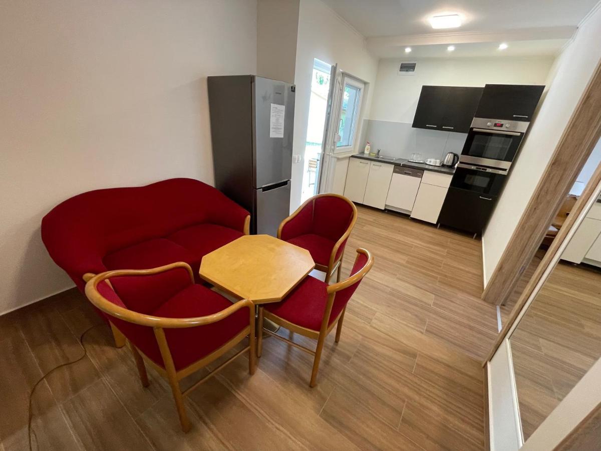Aparthotel Liget Ueduelopark Fonyód Esterno foto