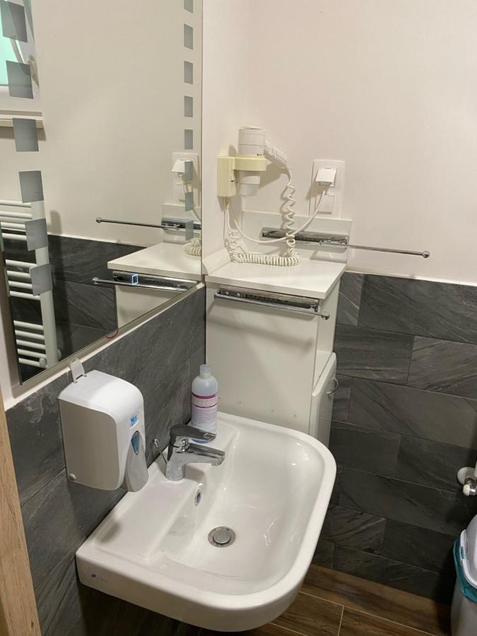 Aparthotel Liget Ueduelopark Fonyód Esterno foto