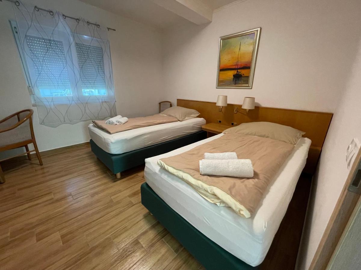 Aparthotel Liget Ueduelopark Fonyód Esterno foto