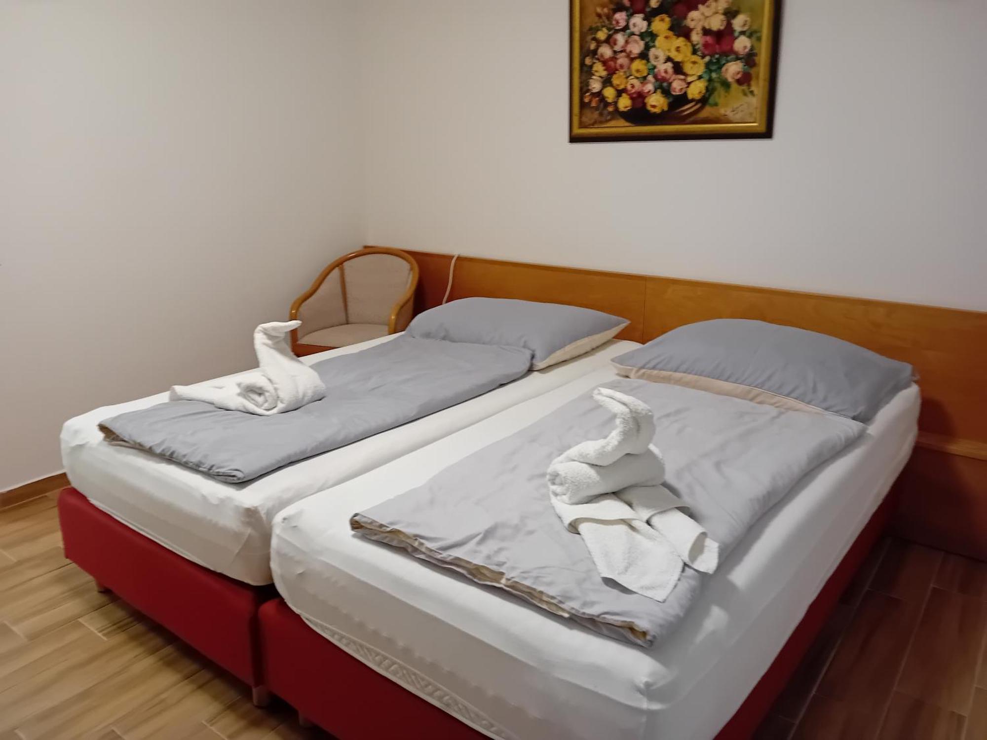 Aparthotel Liget Ueduelopark Fonyód Esterno foto